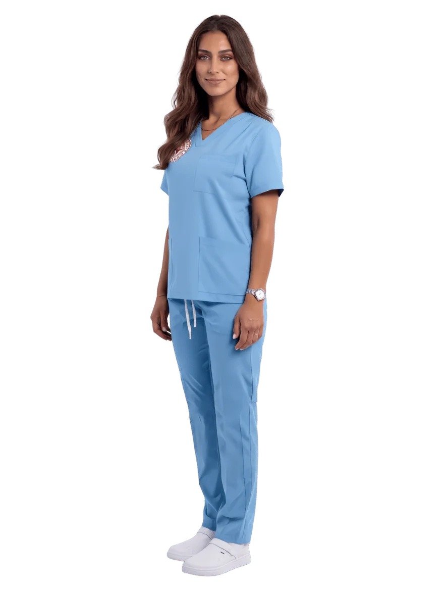 Adsiz-tasarim-2026-09-15T120536.788-beyaz Alaska Mavi Logolu Doktor/Hekim Forması Yarasa Kol Likralı Scrubs Kadın - Görsel 1